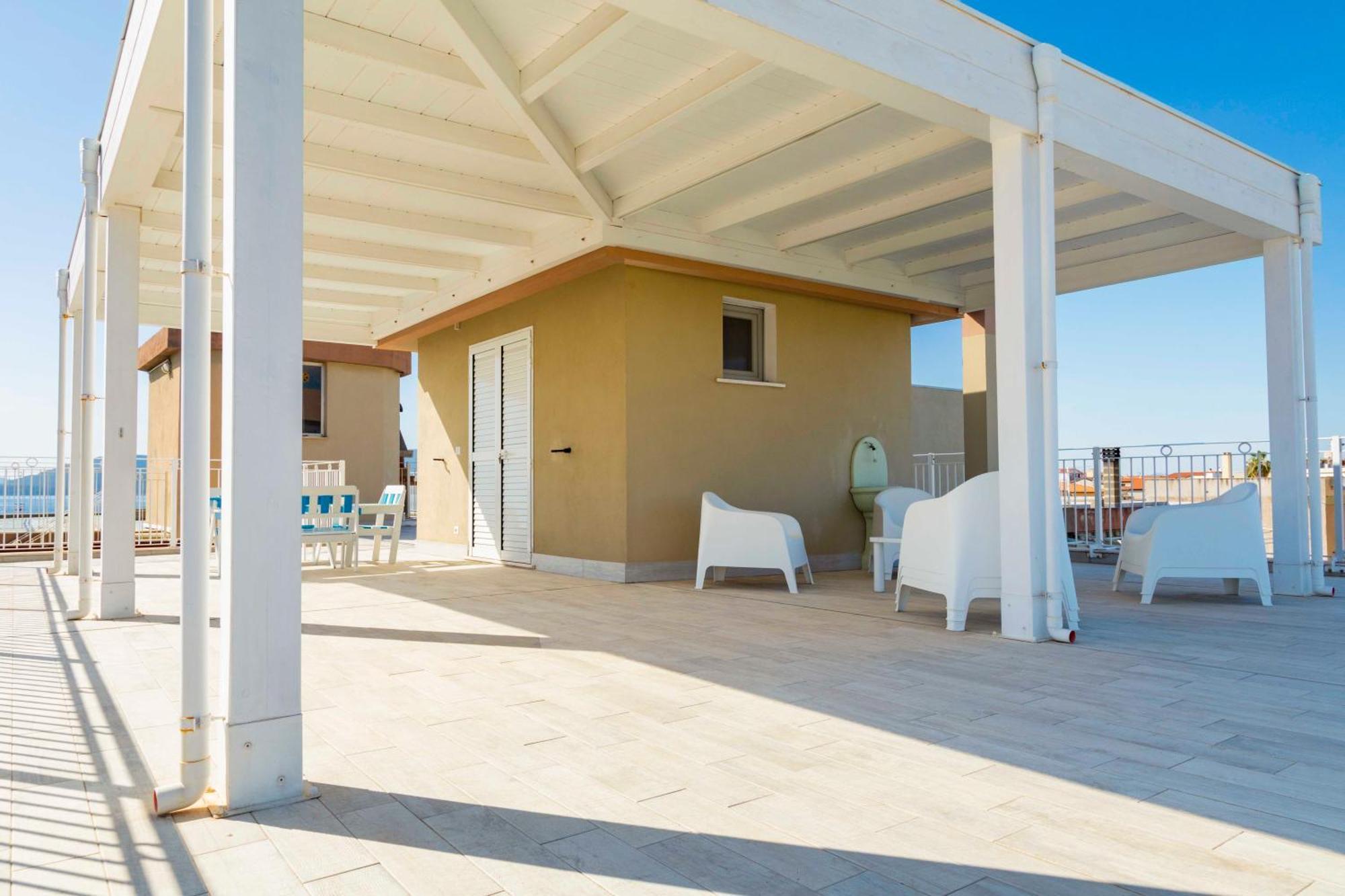 Lovealghero Stanze In Attico Vista Mare Экстерьер фото