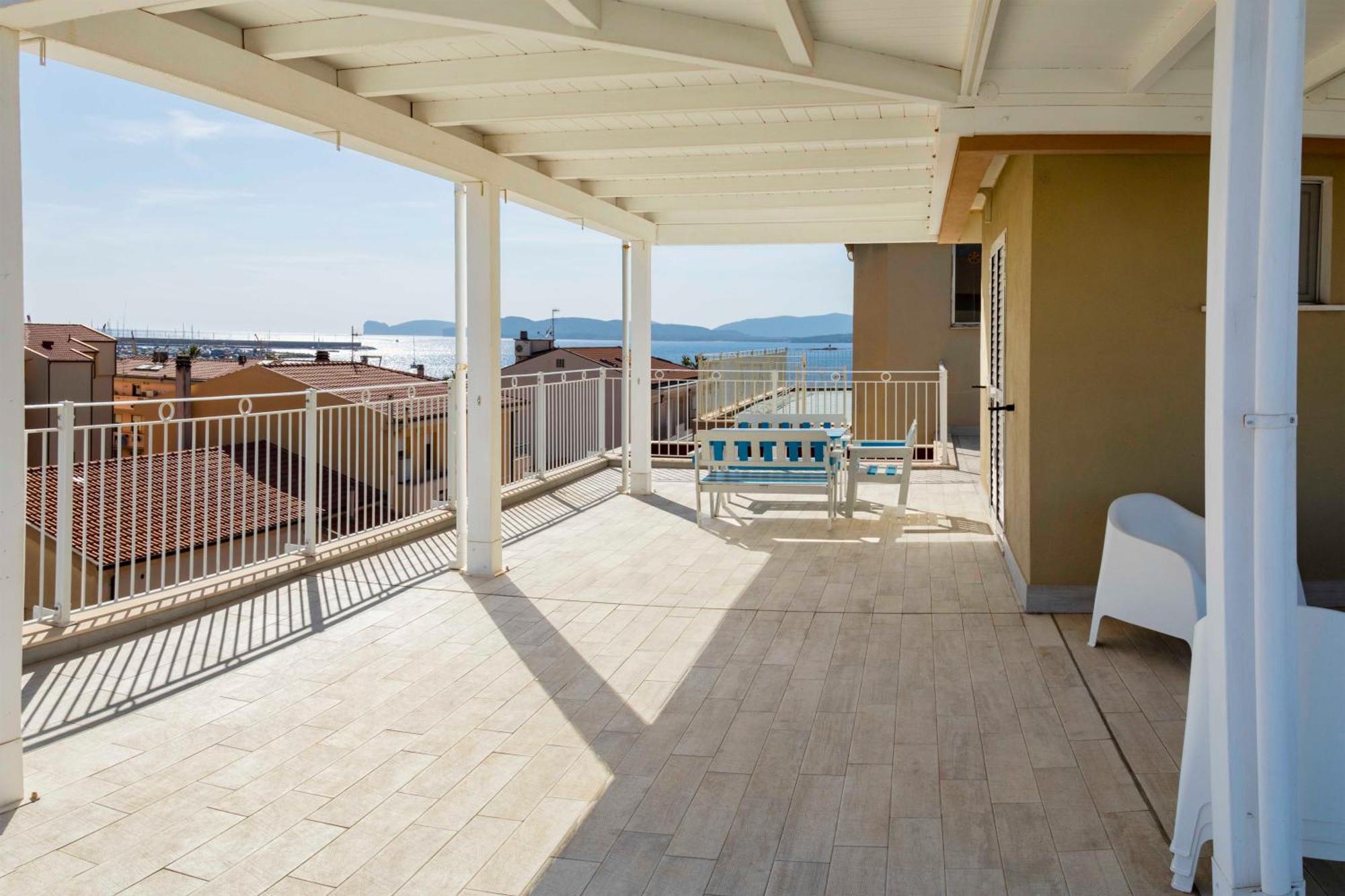 Lovealghero Stanze In Attico Vista Mare Экстерьер фото